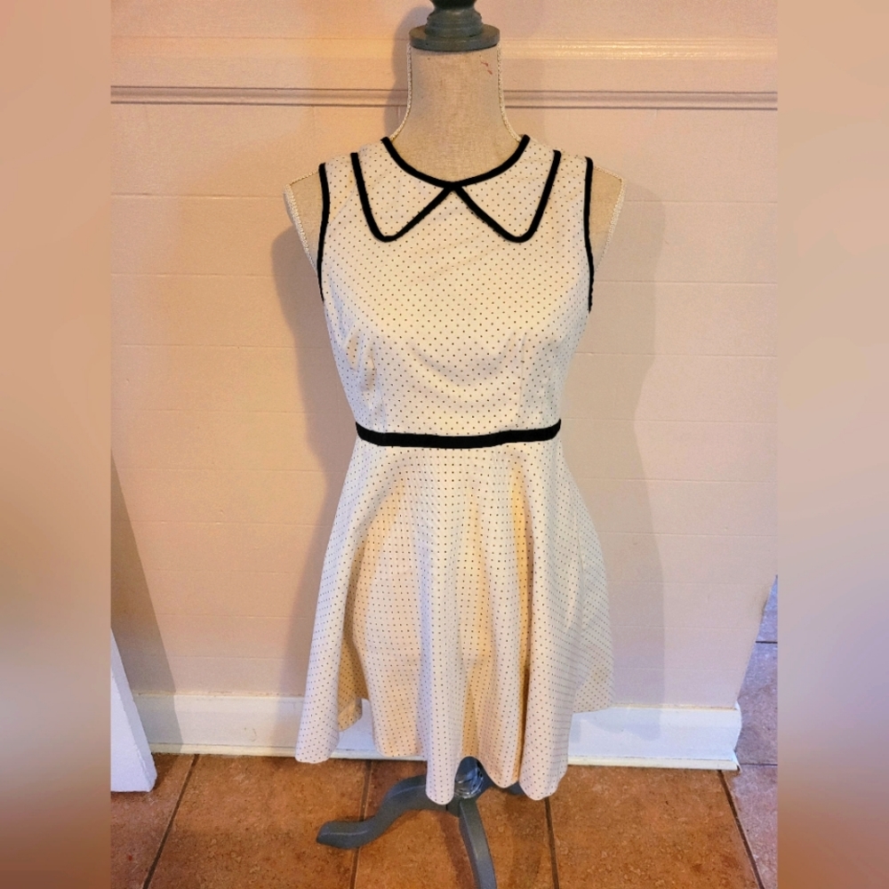 Coincidence & Change || Black & White Polka Dot Pin-up Style Dress